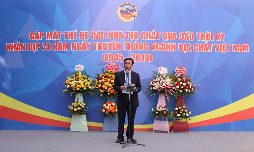 Tổng Cục trưởng Tổng cục ĐC&KS VN, Chủ tịch Tổng hội Địa chất Việt Nam PGS.TS Đỗ Cảnh Dương phát biểu tại buổi Lễ